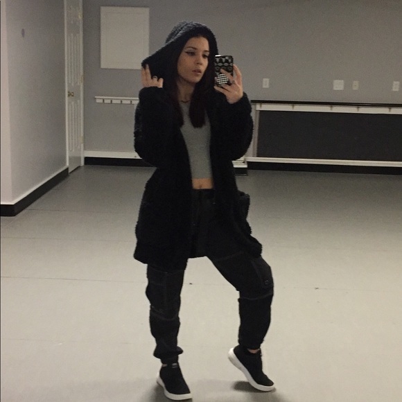 🍂 Meet Your Seller 🍂 - Picture 4 of 7